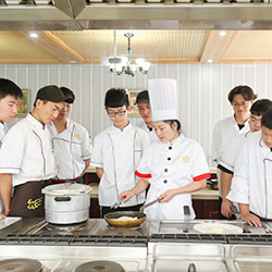 青岛新东方烹饪学校 西餐教学模式